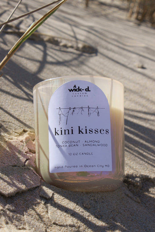 Kini Kisses Candle
