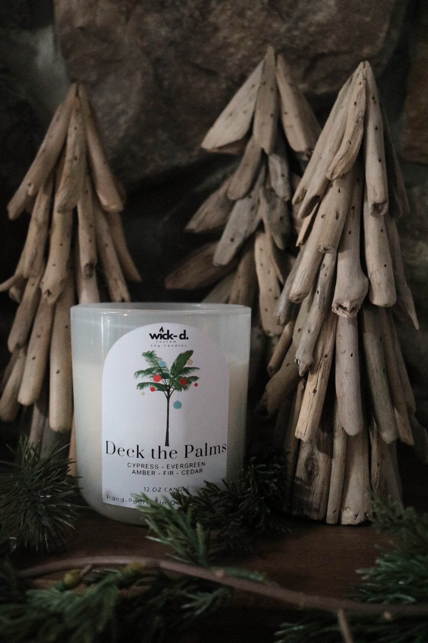 Deck the Palms 12 oz Candle